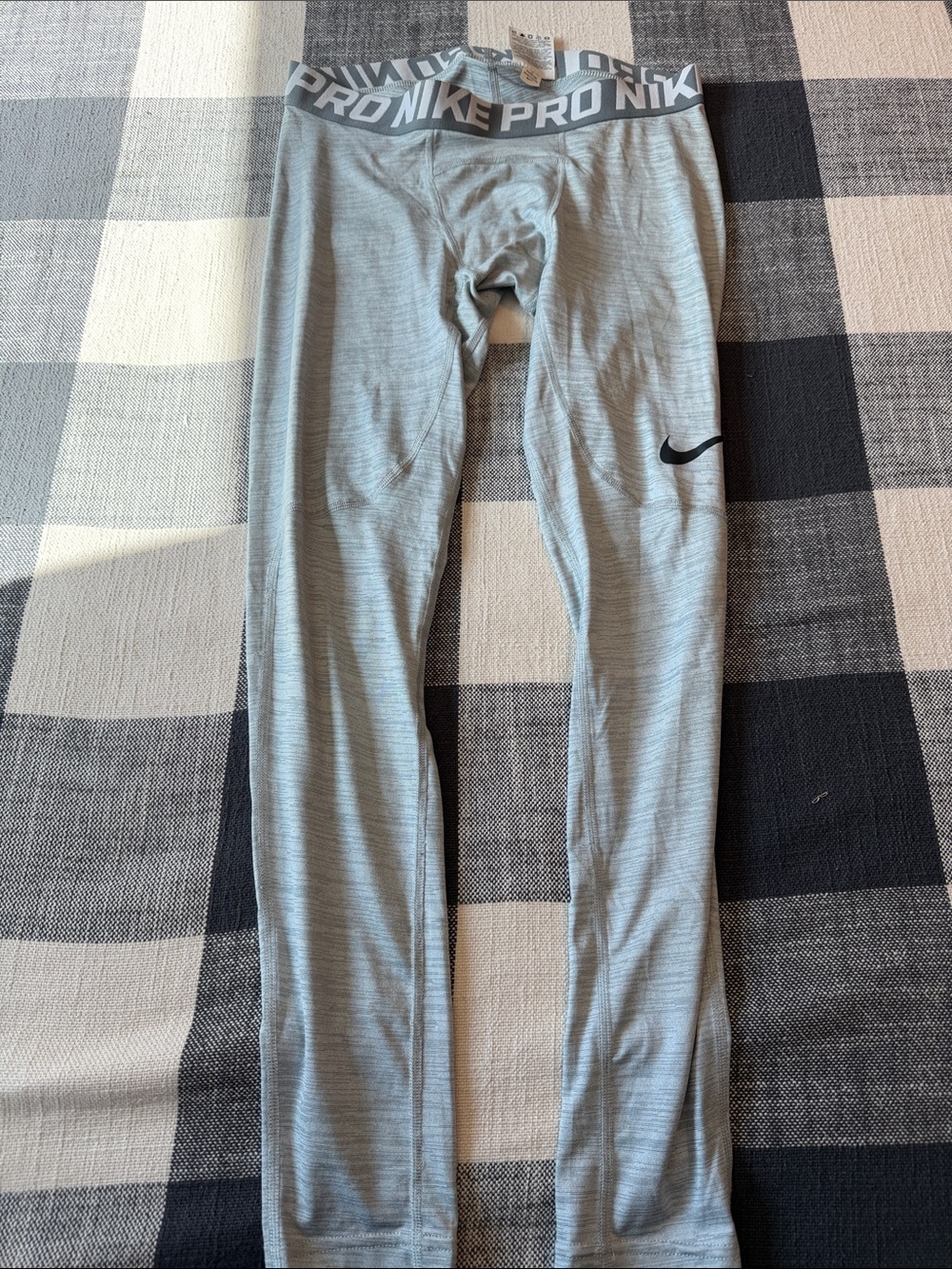 Nike Men's Light Gray Athletic Compression Tights